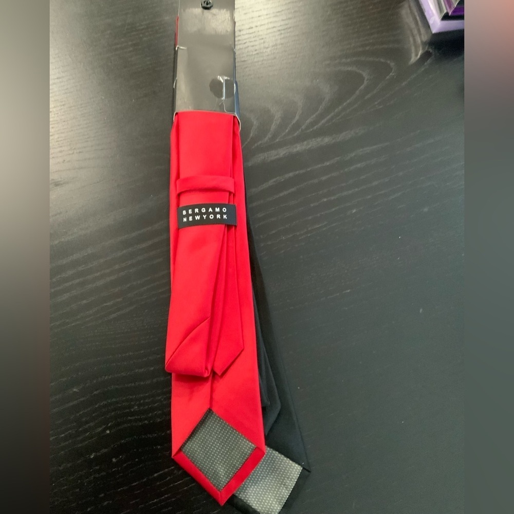 Bergamo New York Black & Red Ties NWT - Picture 2 of 4